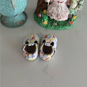 0-3 month Little Piggies leather Care Bear shoes